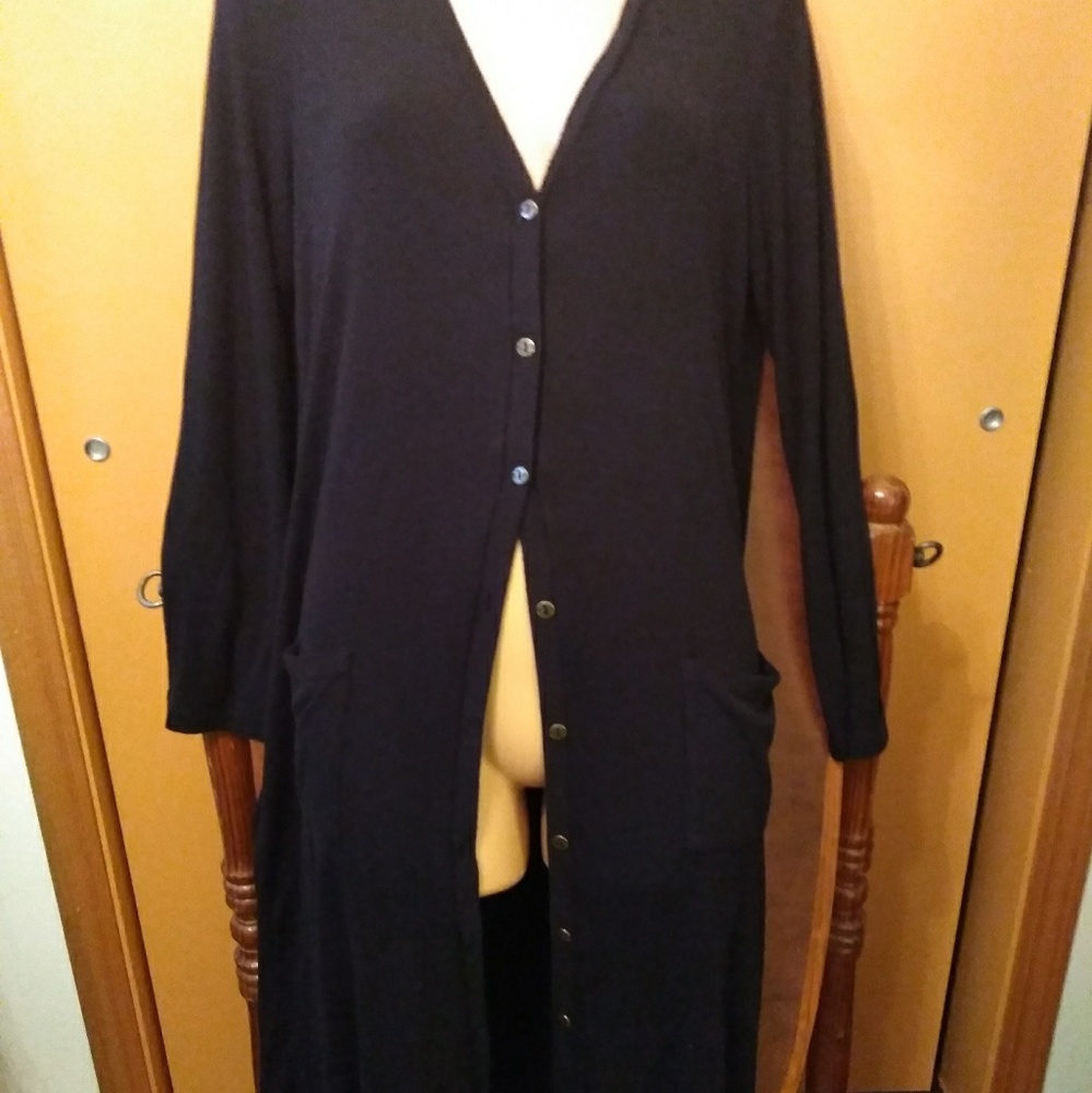 Long Cable & Gauge black sweater